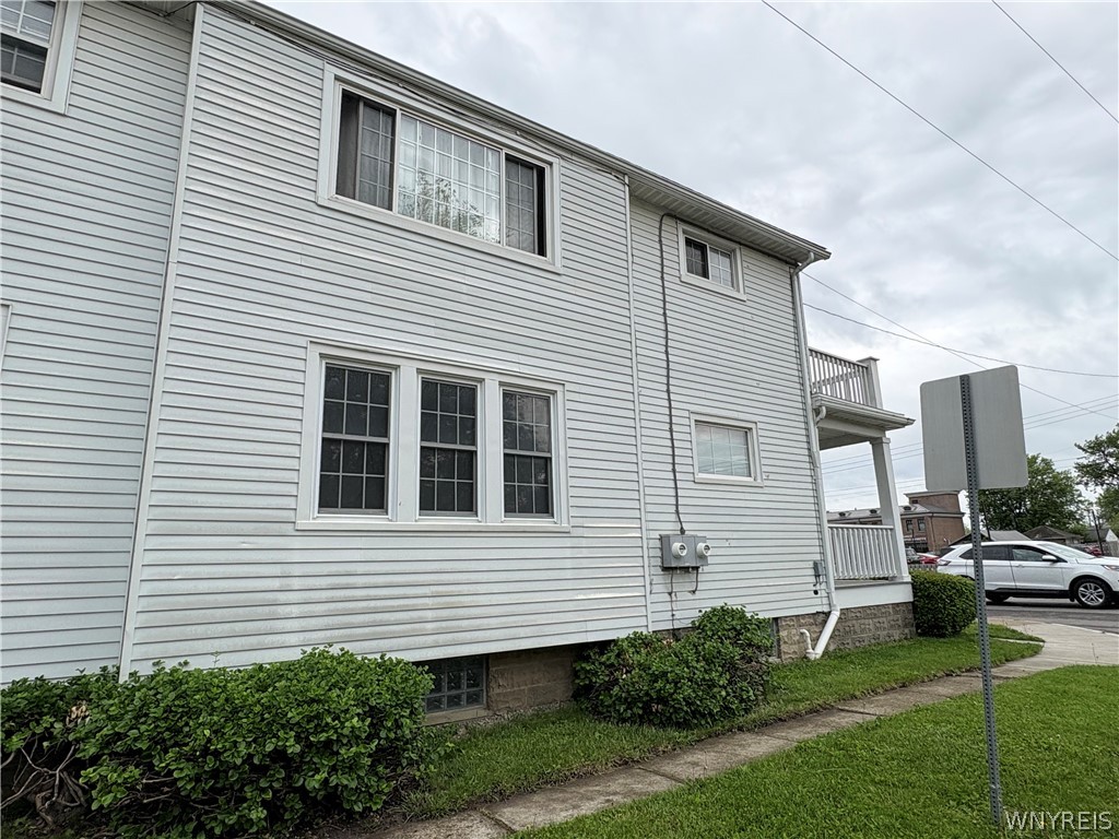 799 Center Road West Seneca, NY 14224 - Photo 8 of 46