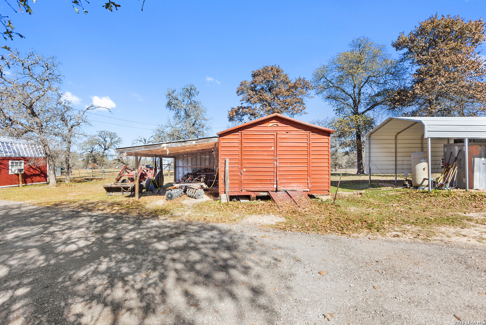 470 Lyon Road Seguin, TX 78155 - Photo 8 of 43