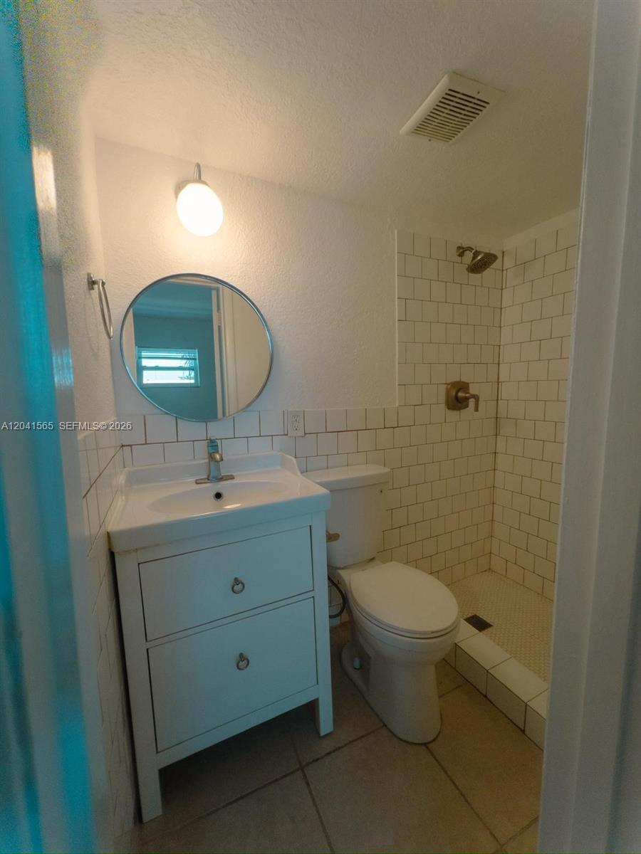 13335 Arch Creek Road, Unit 5 North Miami, FL 33181 - Photo 8 of 20