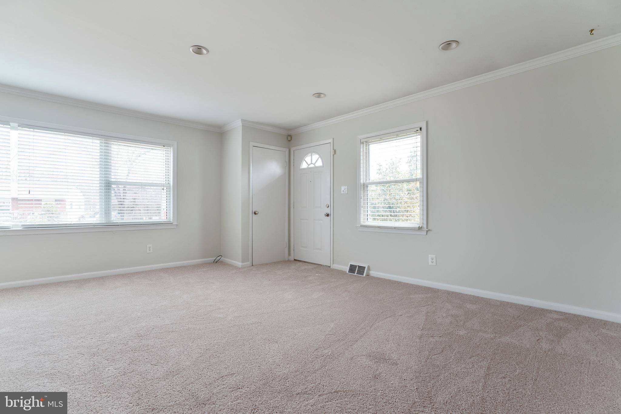 7802 Overhill Road Glen Burnie, MD 21060 - Photo 2 of 33