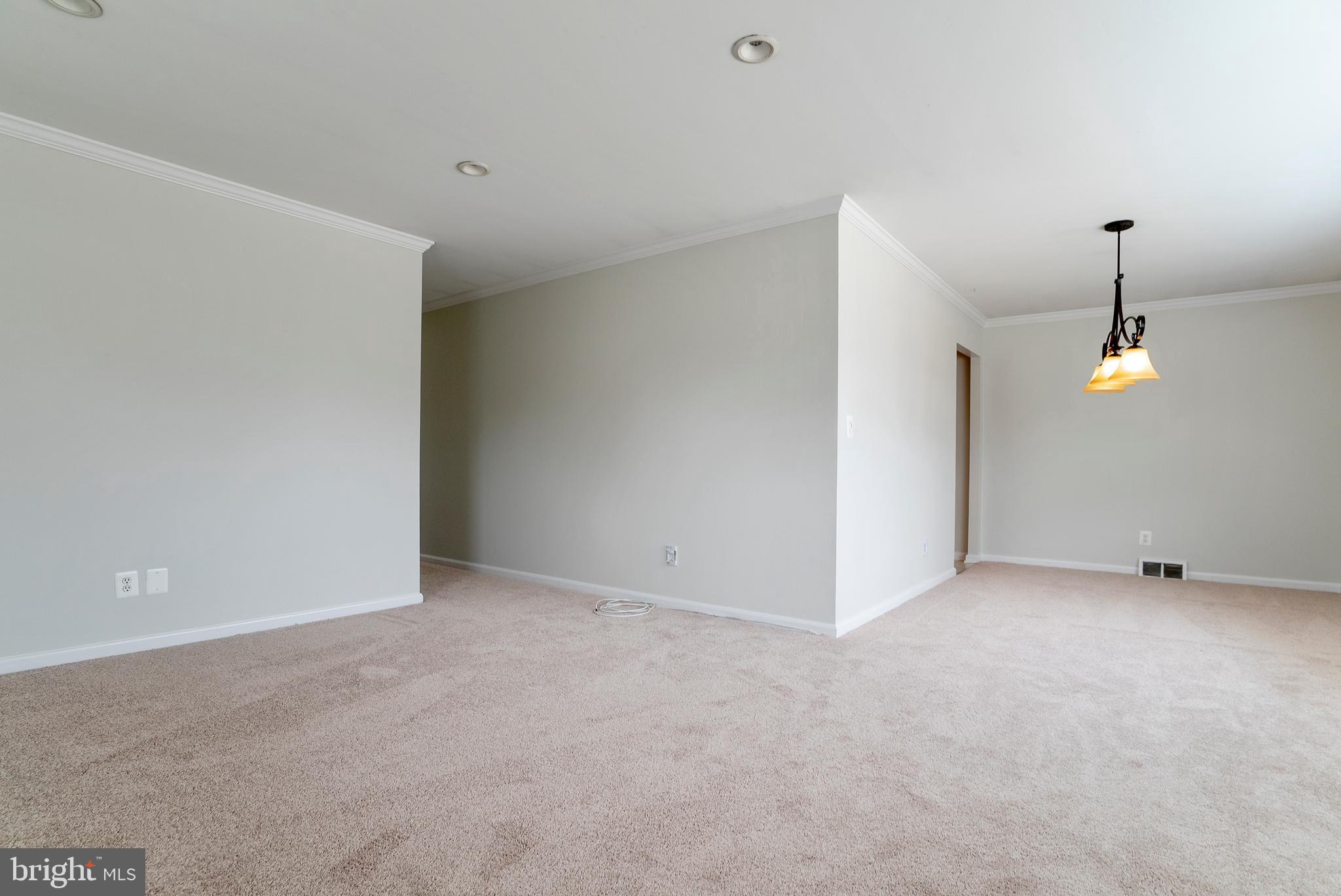 7802 Overhill Road Glen Burnie, MD 21060 - Photo 3 of 33