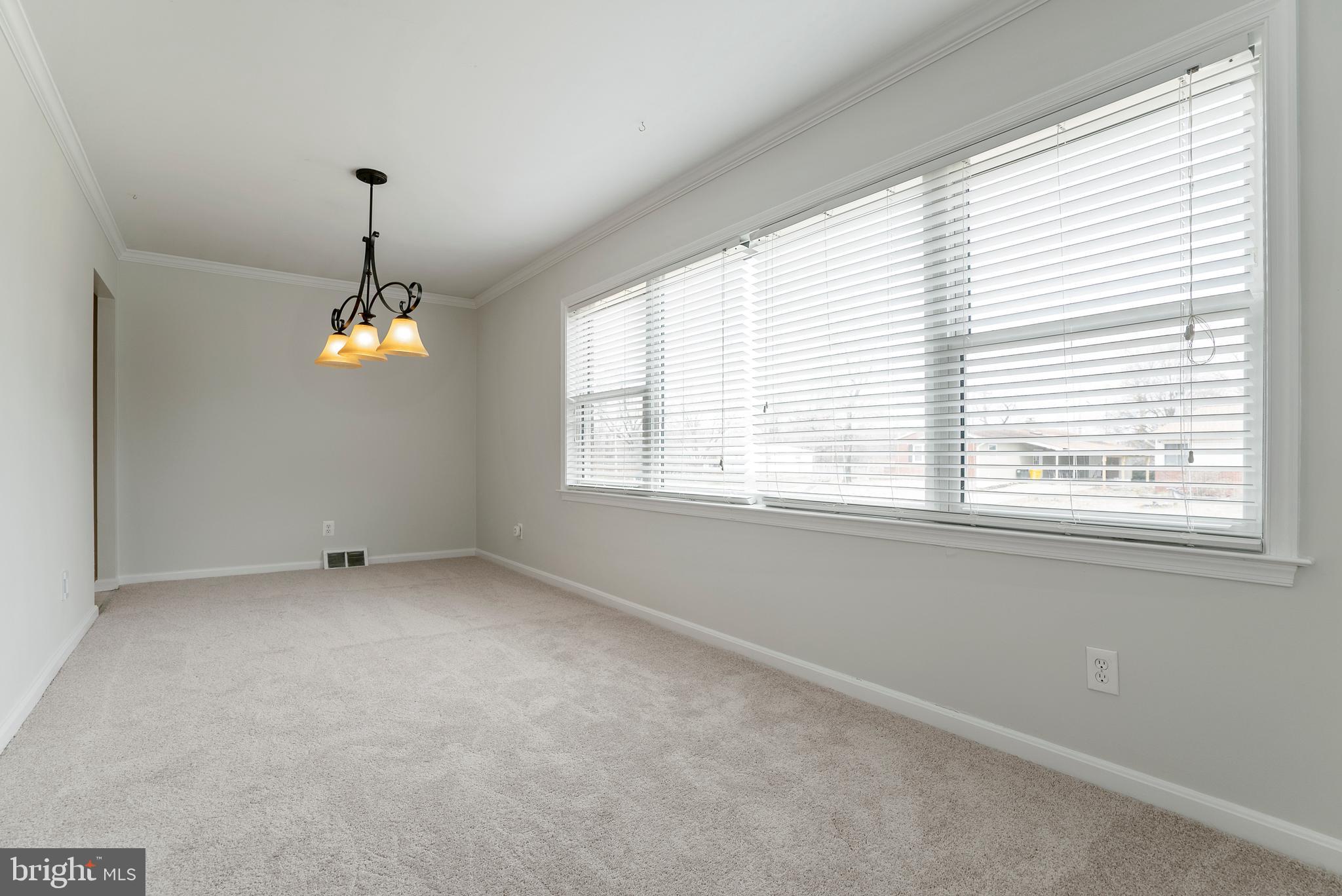 7802 Overhill Road Glen Burnie, MD 21060 - Photo 5 of 33