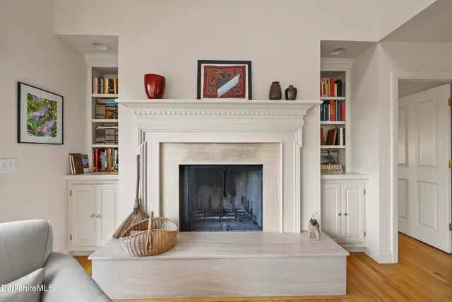 $1,595,000 | 130 E Road, Alford, MA 01266