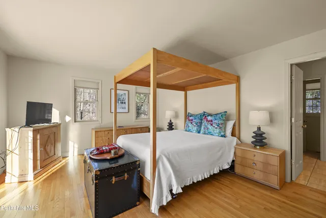 $1,595,000 | 130 E Road, Alford, MA 01266