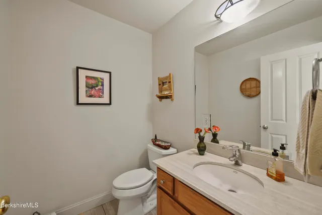 $1,595,000 | 130 E Road, Alford, MA 01266