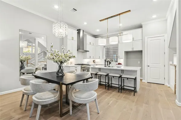 $769,700 | 4024 Blossom Street, Houston, TX 77007