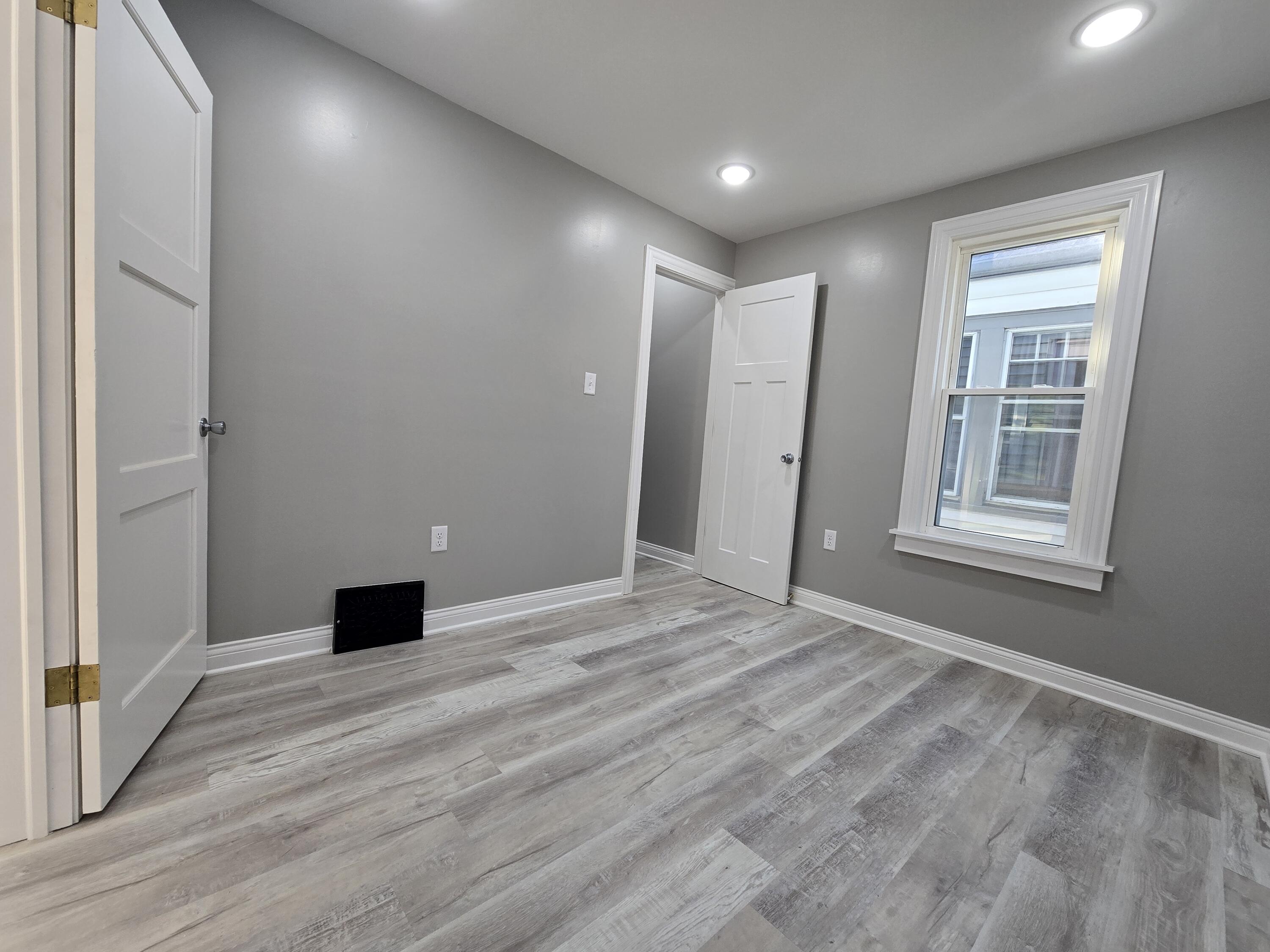 1114 South 47th Street Milwaukee, WI 53214 - Photo 11 of 30 20250619_190232