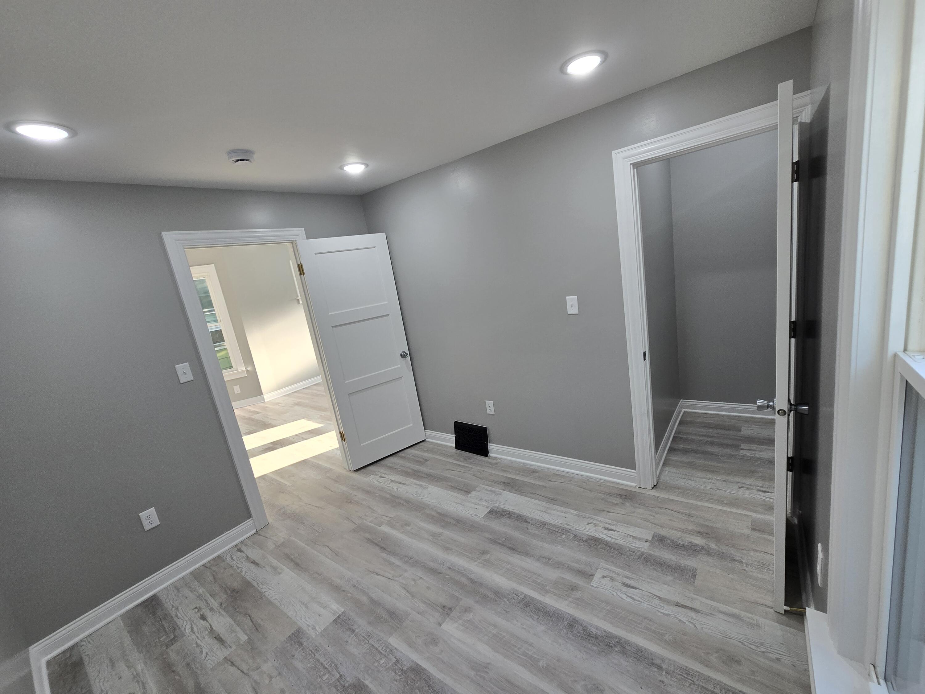 1114 South 47th Street Milwaukee, WI 53214 - Photo 14 of 30 20250619_190342