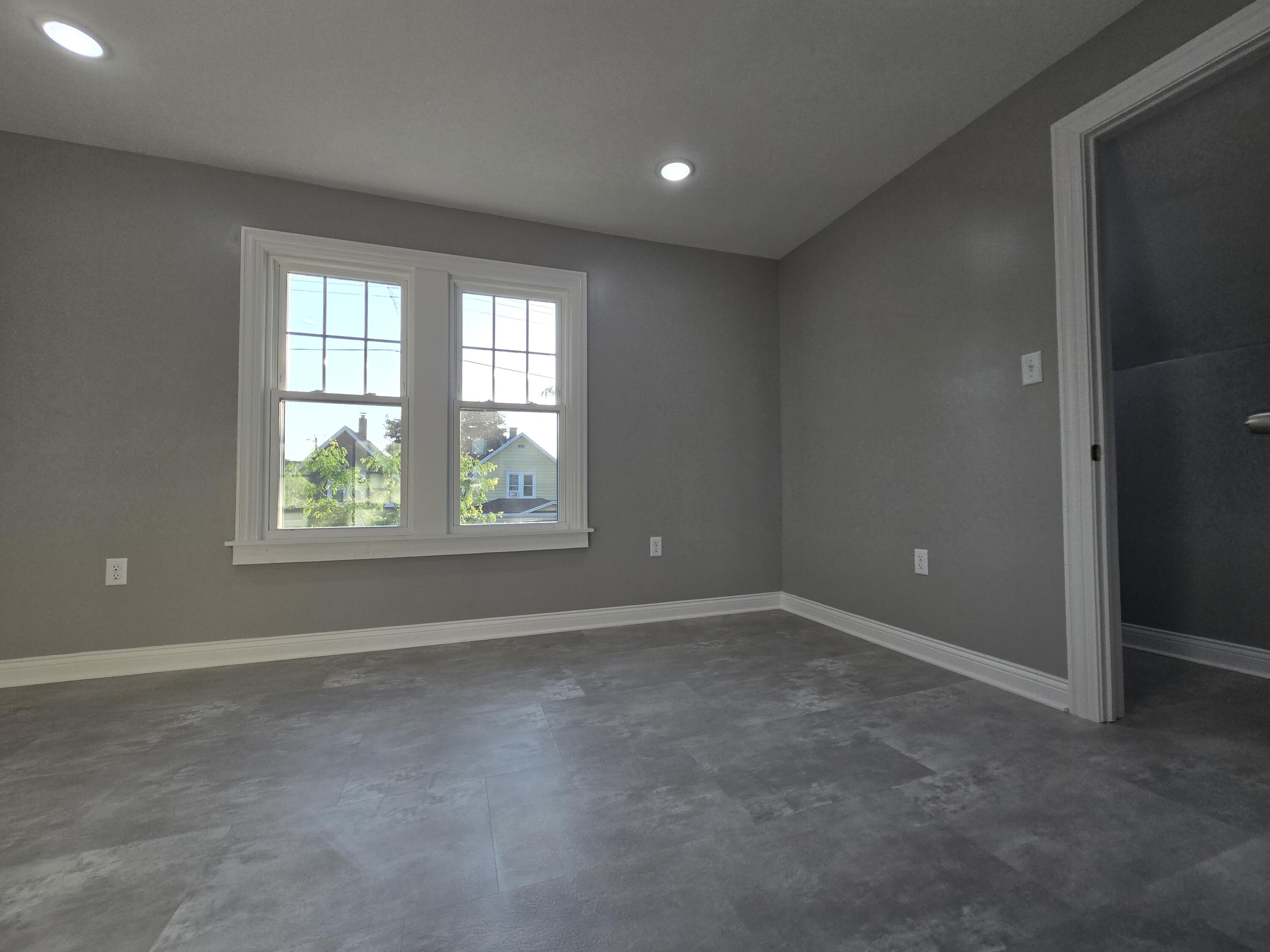 1114 South 47th Street Milwaukee, WI 53214 - Photo 20 of 30 20250619_191055