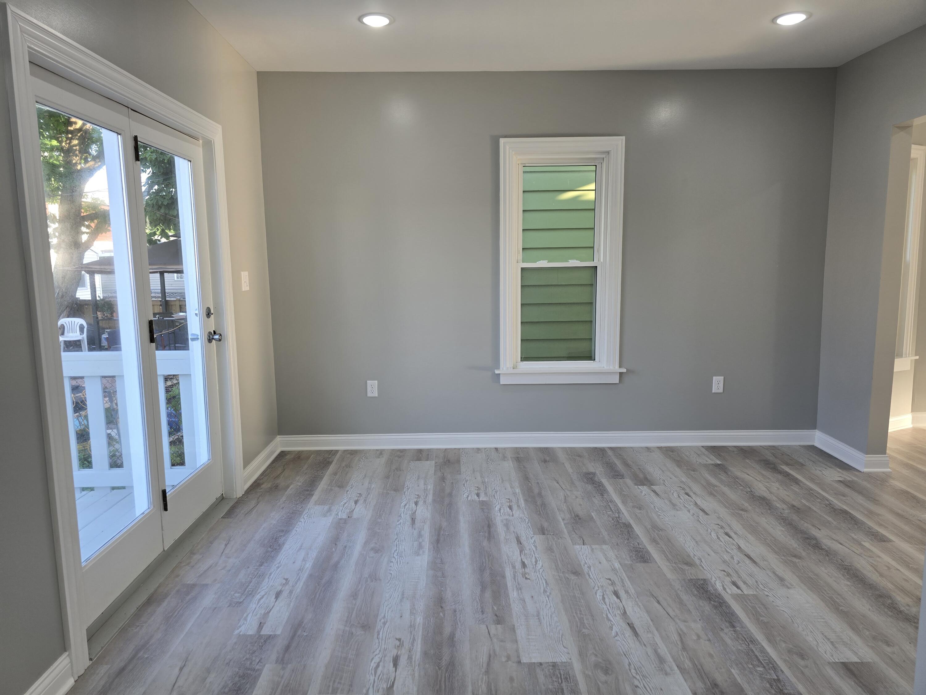 1114 South 47th Street Milwaukee, WI 53214 - Photo 4 of 30 20250619_184713