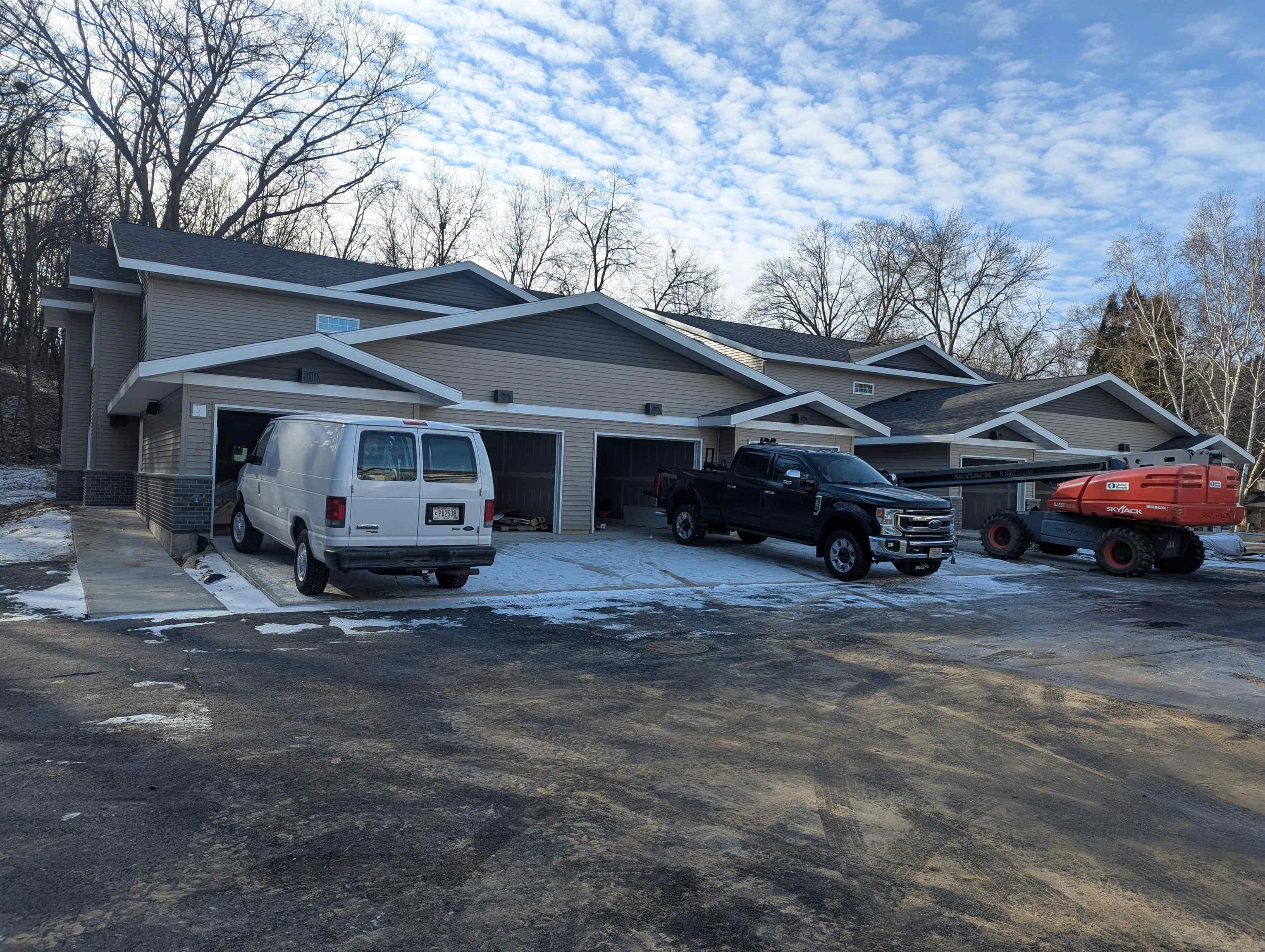 4719 Burma Road McFarland, WI 53558 - Photo 4 of 10