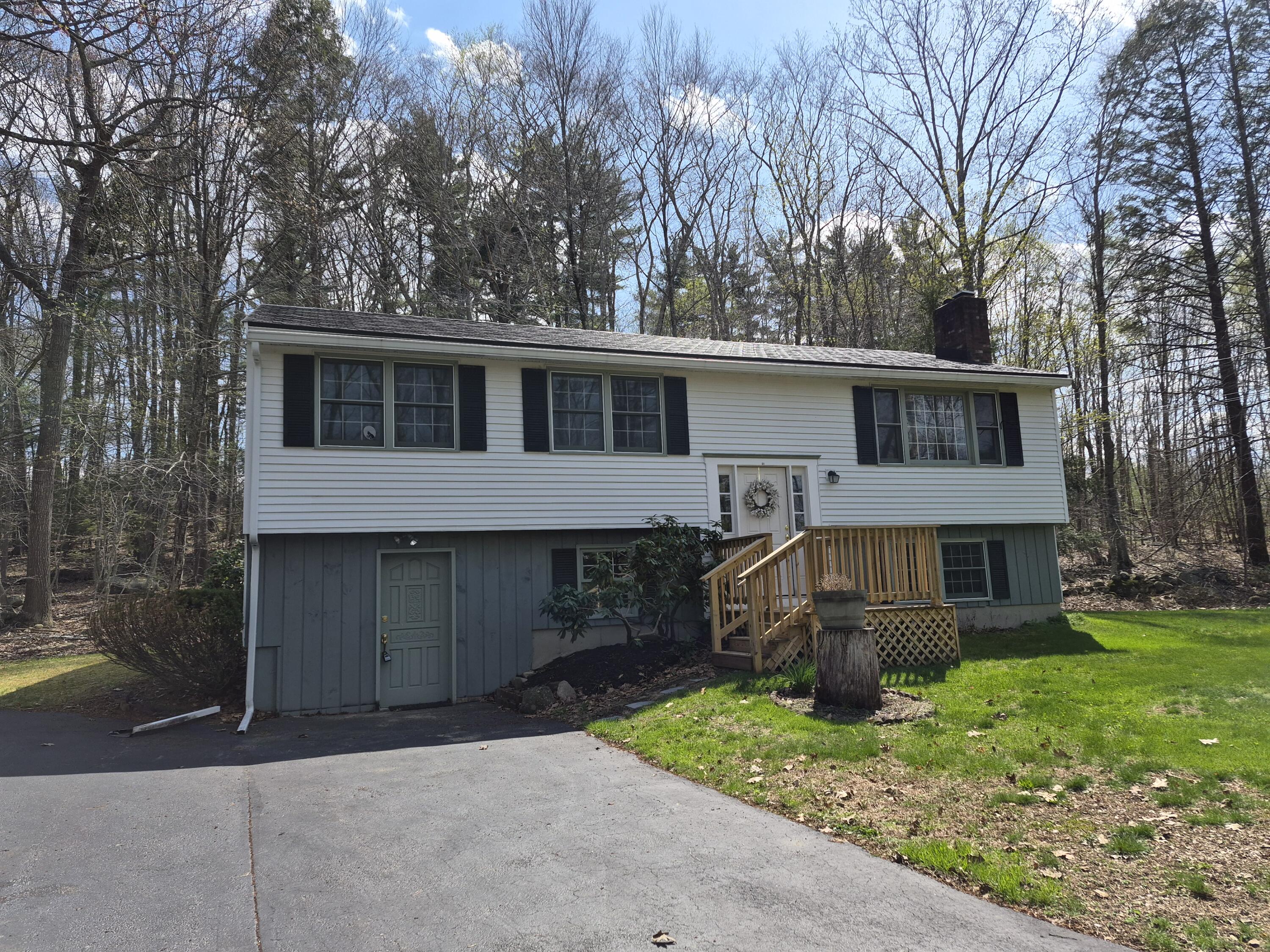 31 Clay Hill Road York, ME 03902 - Photo 2 of 34 Front