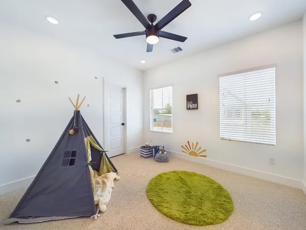 $289,900 | 3004 Jensen Drive, Houston, TX 77026