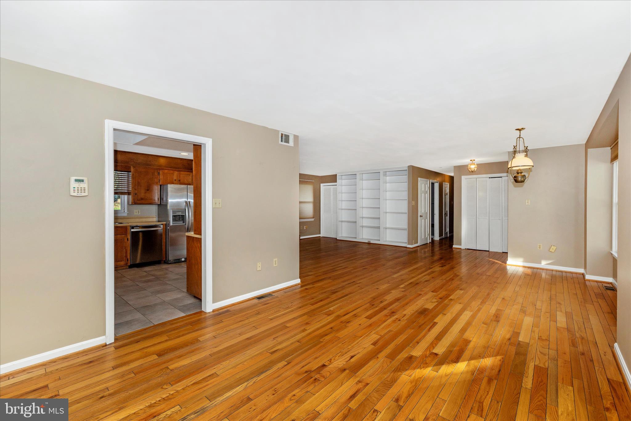 8423 Palmer Road Middletown, MD 21769 - Photo 11 of 50 Sitting Room
