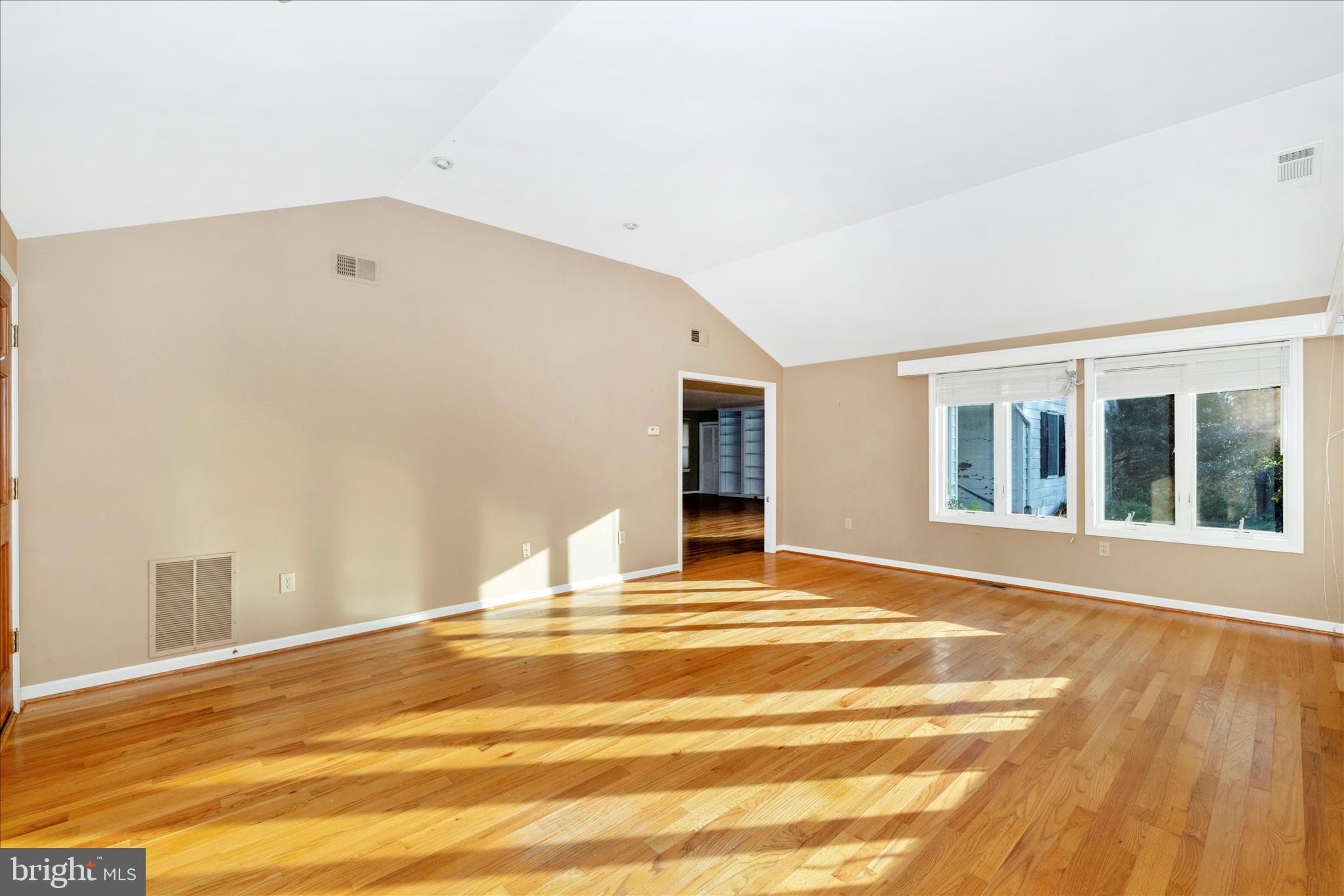 8423 Palmer Road Middletown, MD 21769 - Photo 18 of 50 Family Room