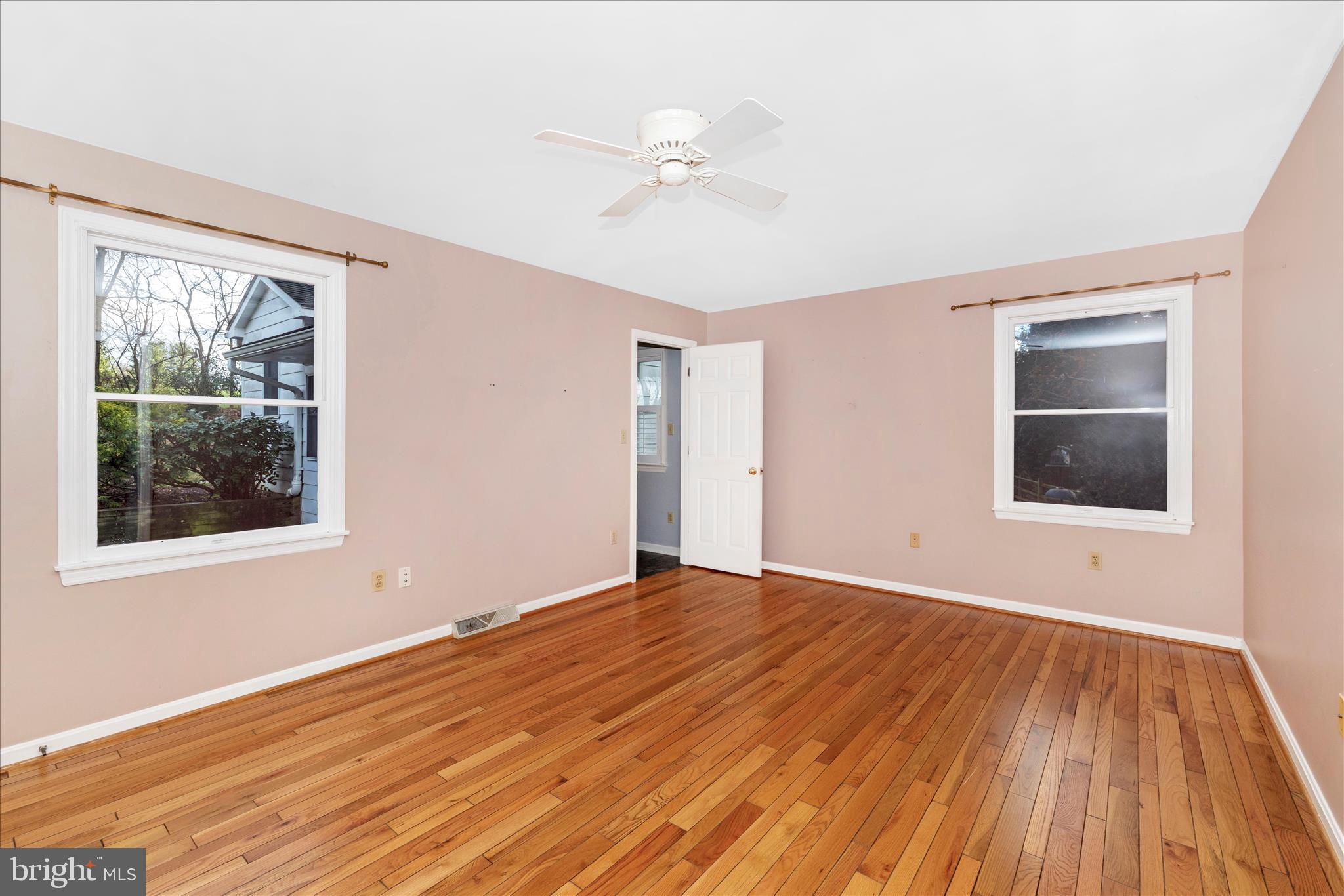 8423 Palmer Road Middletown, MD 21769 - Photo 20 of 50 Primary Bedroom