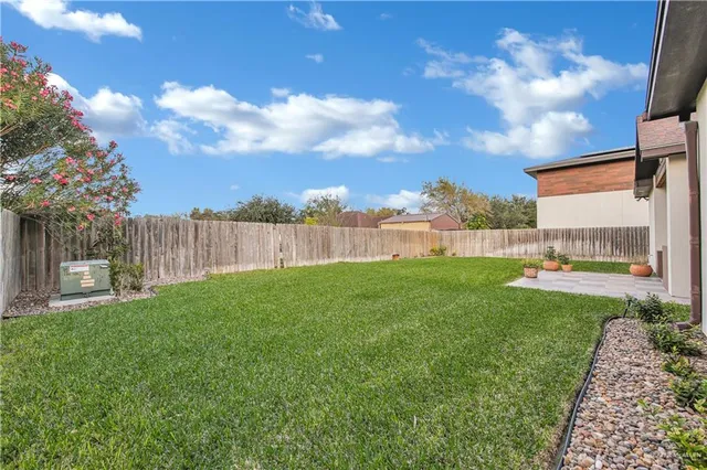 $3,100 | 1613 Red River Avenue, Edinburg, TX 78539