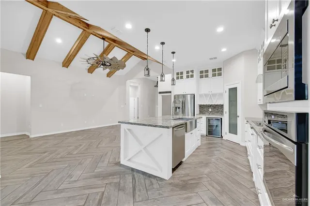 $3,100 | 1613 Red River Avenue, Edinburg, TX 78539