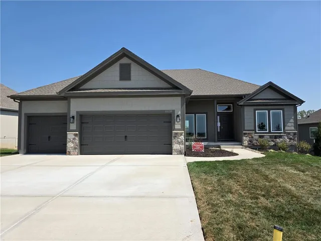 $591,740 | 10139 North Winchester Avenue, Kansas City, MO 64156