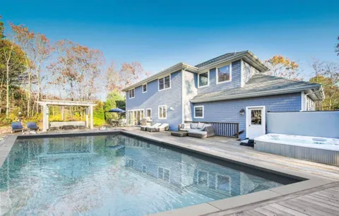 367 East Hampton Sag Harbor Turnpike, East Hampton, NY 11937