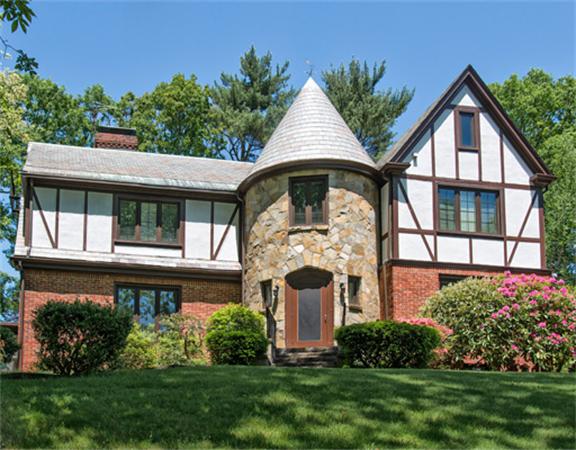 21 Rangeley Road Brookline, MA 02467 - Photo 1 of 16