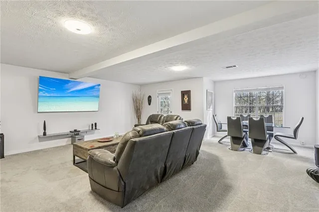 $375,000 | 1661 Louisa Court, Hampton, GA 30228