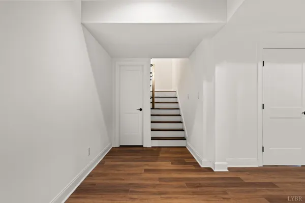 $979,900 | 1148 Val Terrace Court, Forest, VA 24551