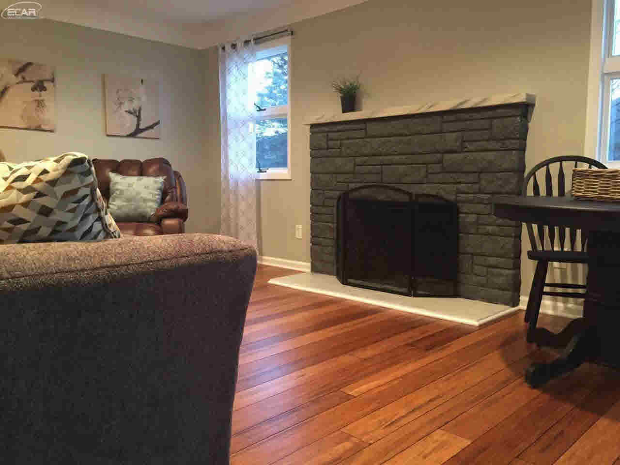 15236 Hogan Road Linden, MI 48451 - Photo 15 of 42 21236003-14.JPG