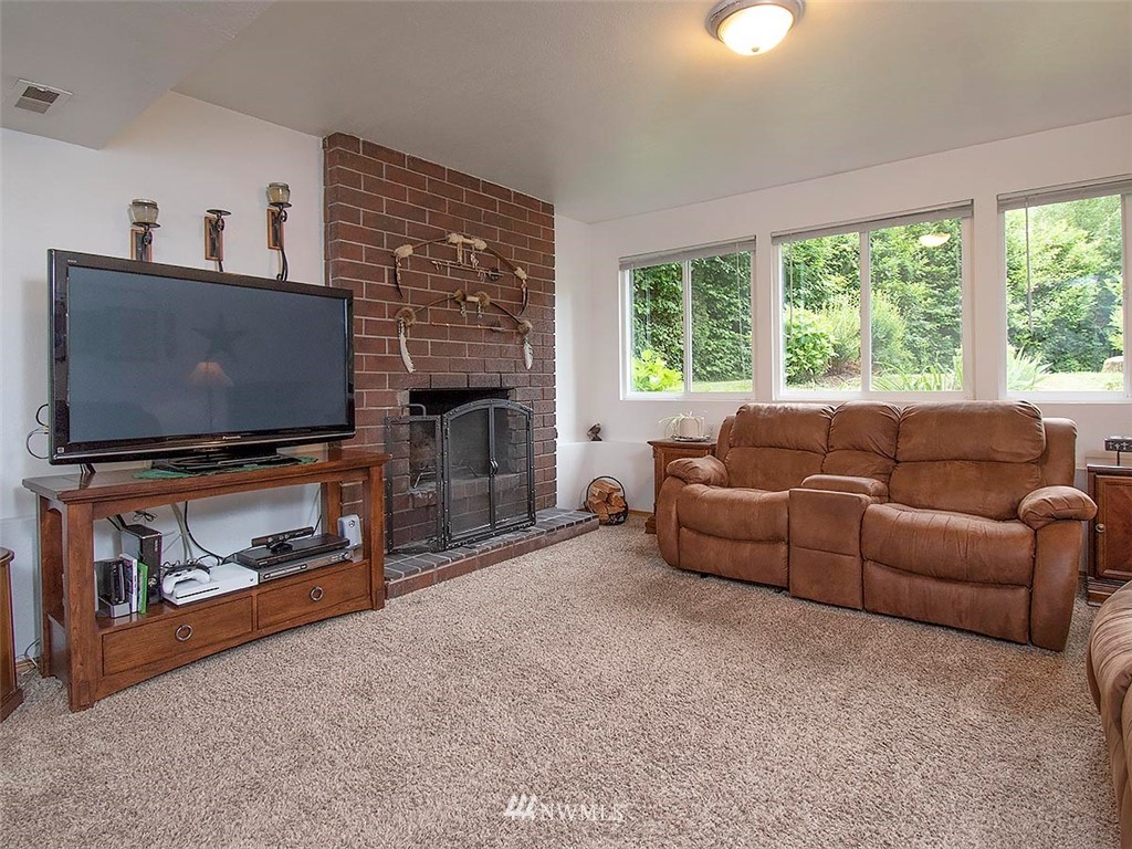 21030 Echo Lake Road Snohomish, WA 98296 - Photo 17 of 25 Gallery Image 17