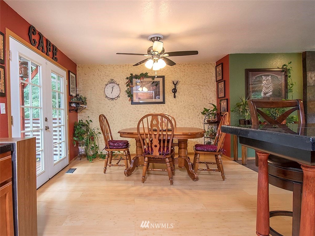 21030 Echo Lake Road Snohomish, WA 98296 - Photo 6 of 25 Gallery Image 6