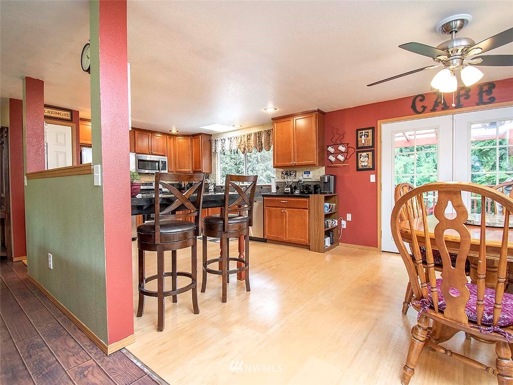 21030 Echo Lake Road Snohomish, WA 98296 - Photo 7 of 25 Gallery Image 7