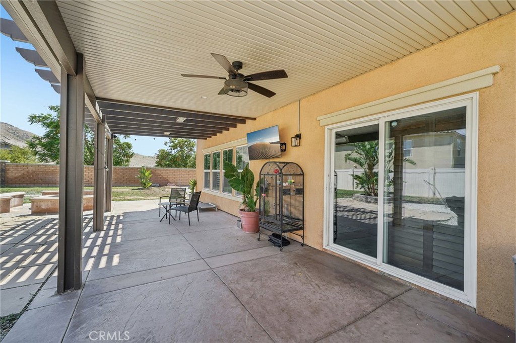 7572 Blue Oak Road Riverside, CA 92507 - Photo 31 of 48