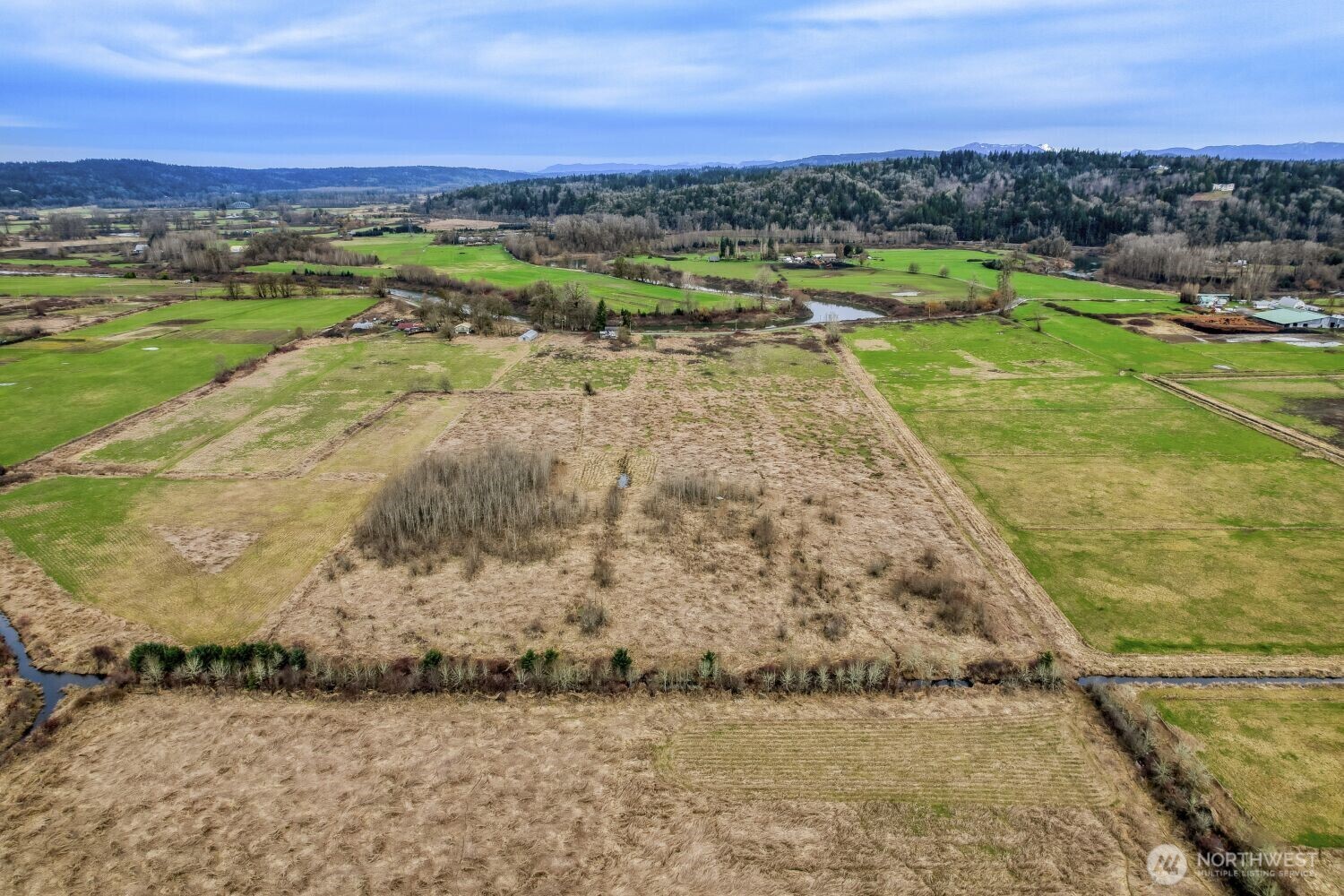 27411 Northeast 100th Street Carnation, WA 98014 - Photo 14 of 15