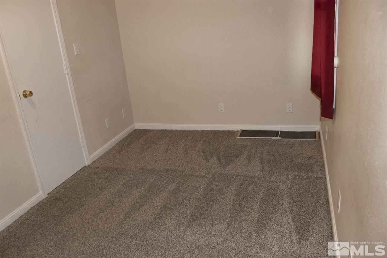 1685 Lousetown Road Reno, NV 89521 - Photo 19 of 28 a view of an empty room