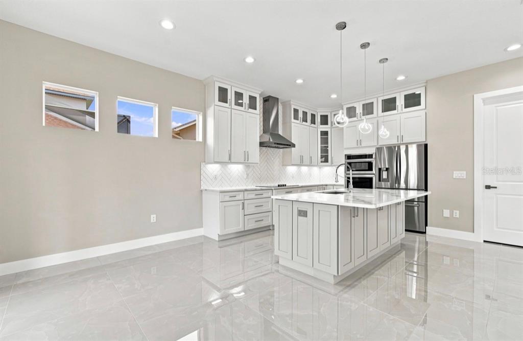 15436 Casey Road Tampa, FL 33624 - Photo 13 of 100 Gallery Image 13