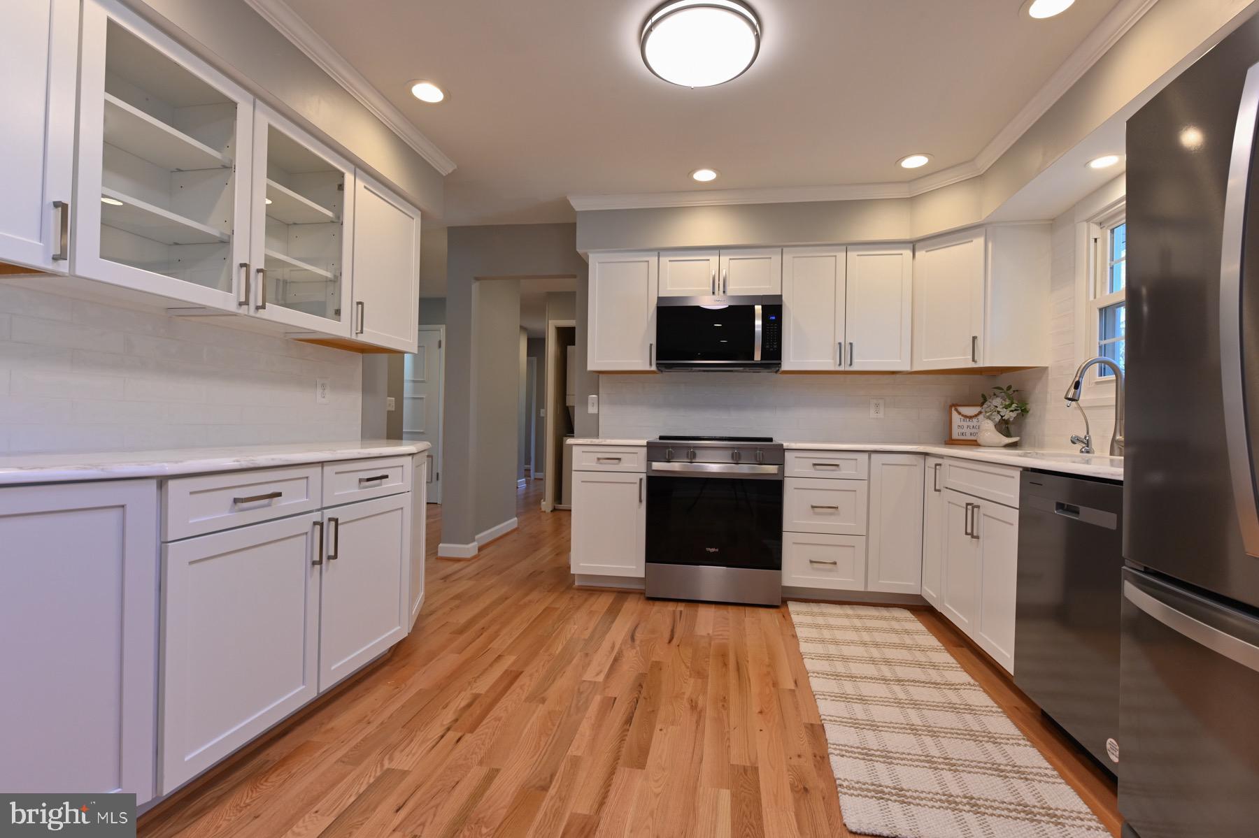 7867 Chestnut Leaf Road Severn, MD 21144 - Photo 6 of 49 New kitchen
