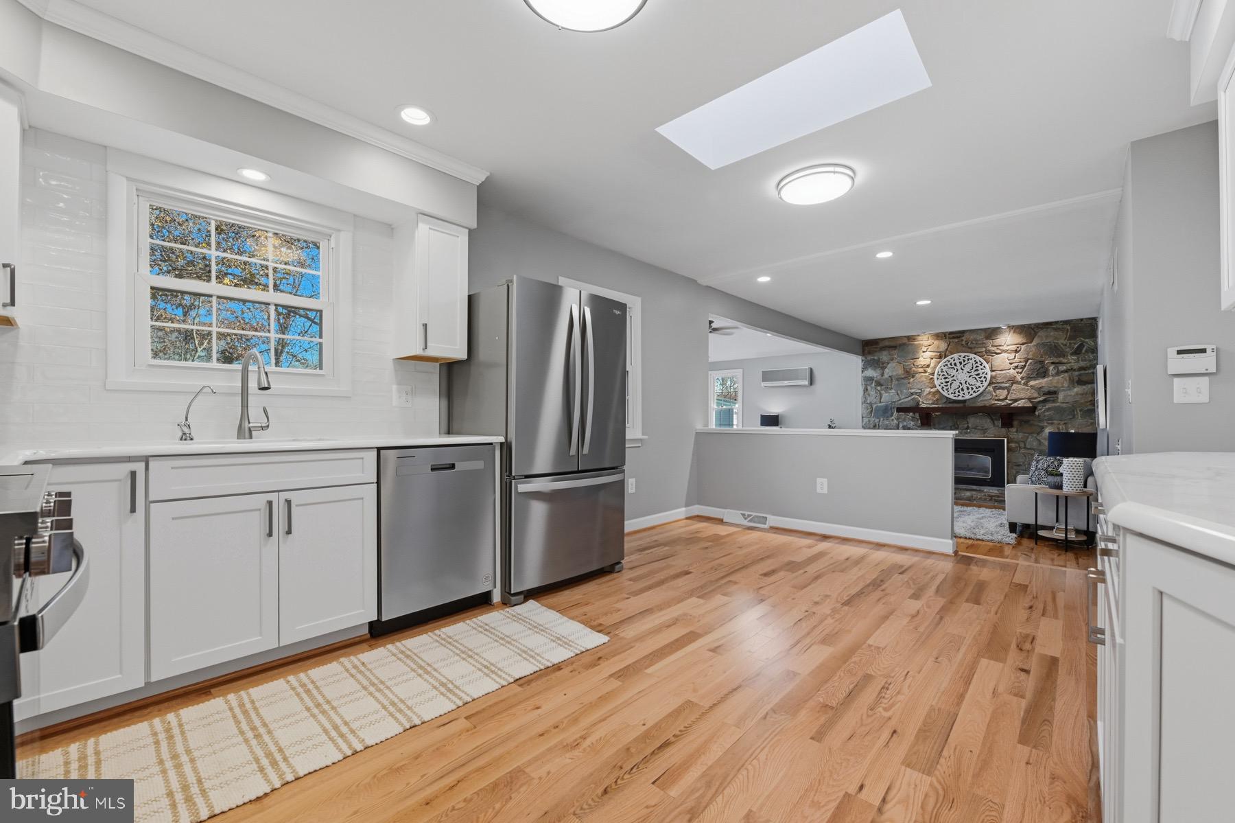 7867 Chestnut Leaf Road Severn, MD 21144 - Photo 7 of 49 Stainless Steel Appliances