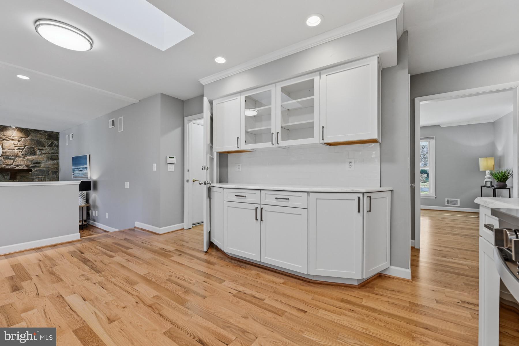 7867 Chestnut Leaf Road Severn, MD 21144 - Photo 8 of 49 New hardwood Floors