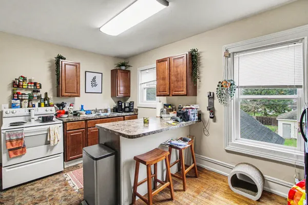 $339,000 | 125 North Summit Street, Ypsilanti, MI 48197