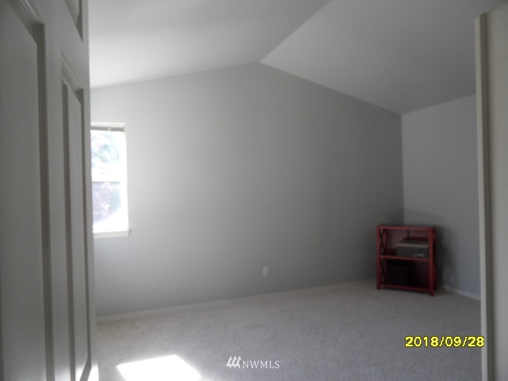 2013 187th Place Southeast Bothell, WA 98012 - Photo 15 of 23