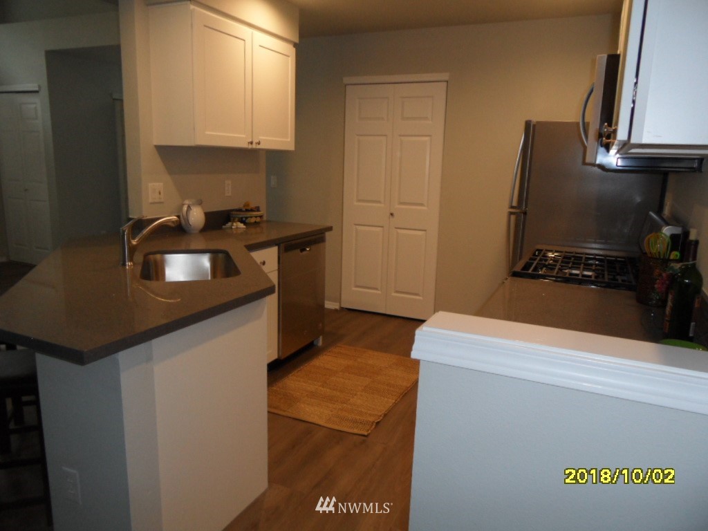 2013 187th Place Southeast Bothell, WA 98012 - Photo 20 of 23