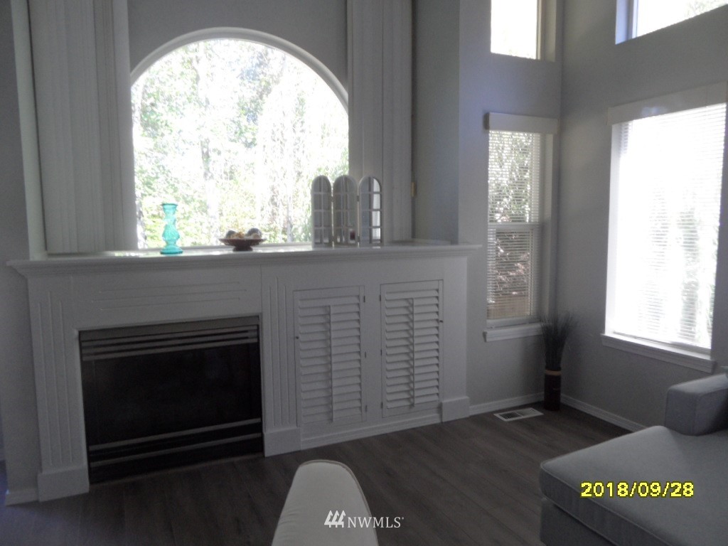2013 187th Place Southeast Bothell, WA 98012 - Photo 9 of 23