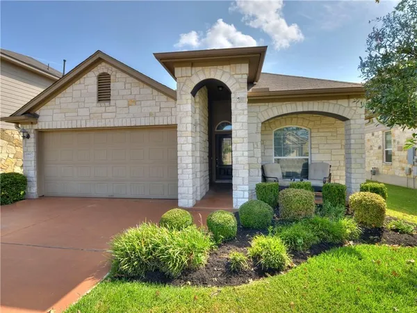 $2,300 | 11617 Harpster Bend, Austin, TX 78717