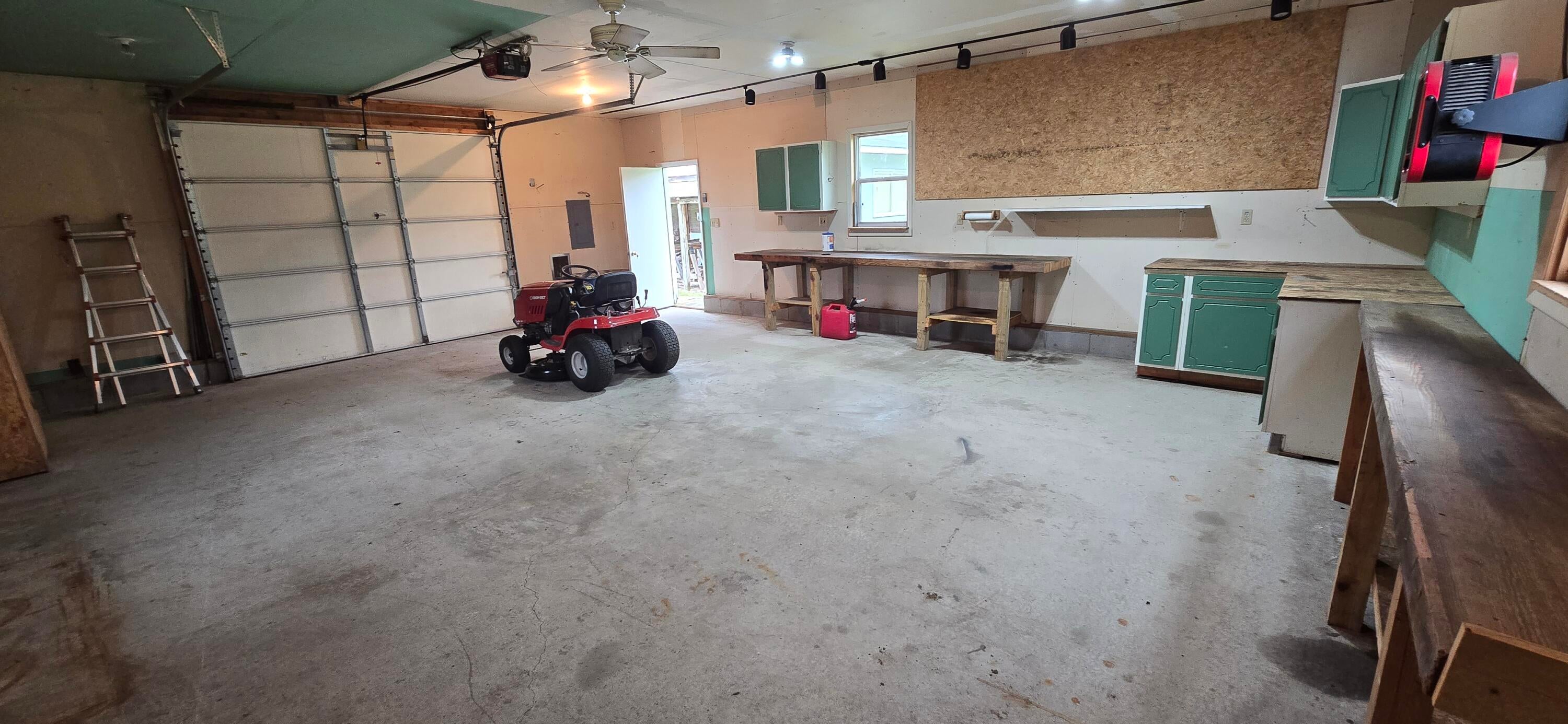 11241 South Grayling Road Roscommon, MI 48653 - Photo 39 of 45 20250530_123622