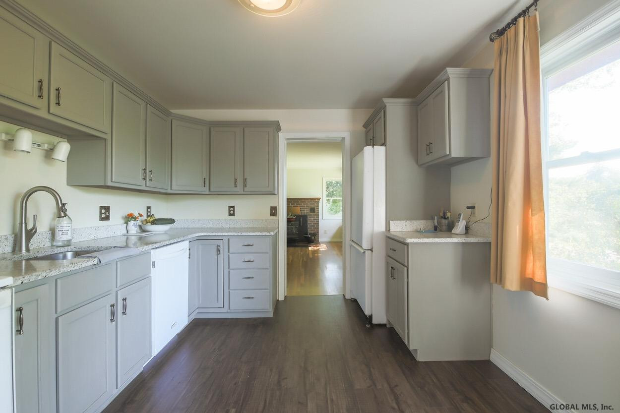 150 Crow Ridge Road Voorheesville, NY 12186 - Photo 13 of 41 Photo 13