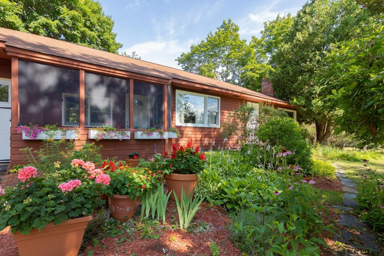 150 Crow Ridge Road Voorheesville, NY 12186 - Photo 5 of 41 Photo 5