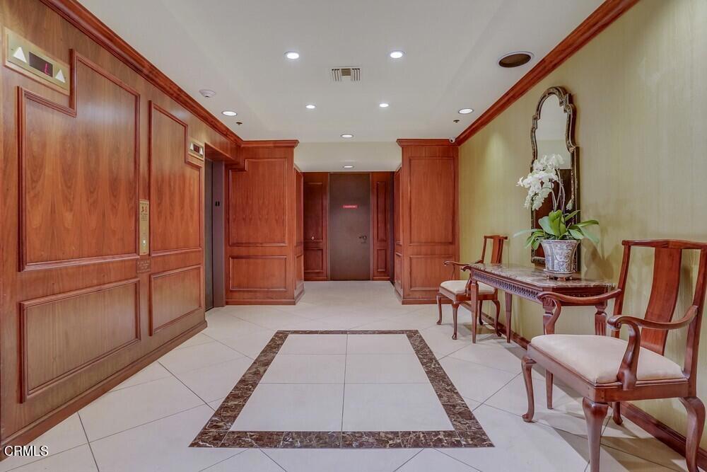 222 Monterey Road, Unit 1103 Glendale, CA 91206 - Photo 12 of 68 222-monterey-rd-014_web