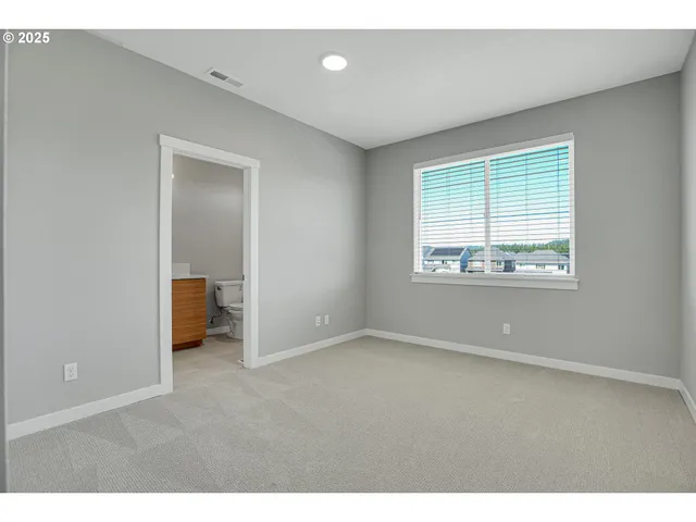 $989,000 | 16505 Northwest Liberty Street, Portland, OR 97229