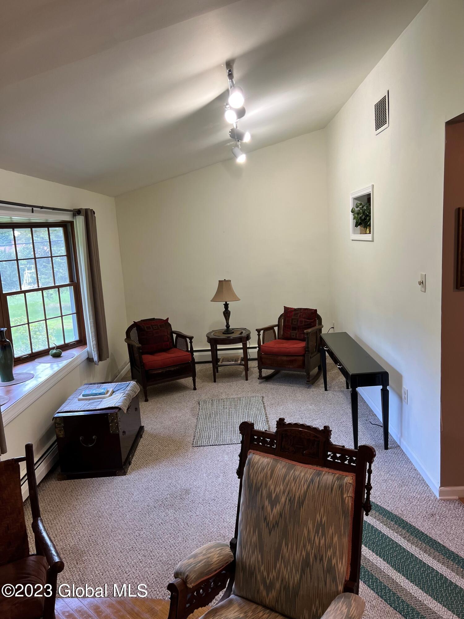 96 Schermerhorn Road Rotterdam, NY 12306 - Photo 13 of 39 Family Room