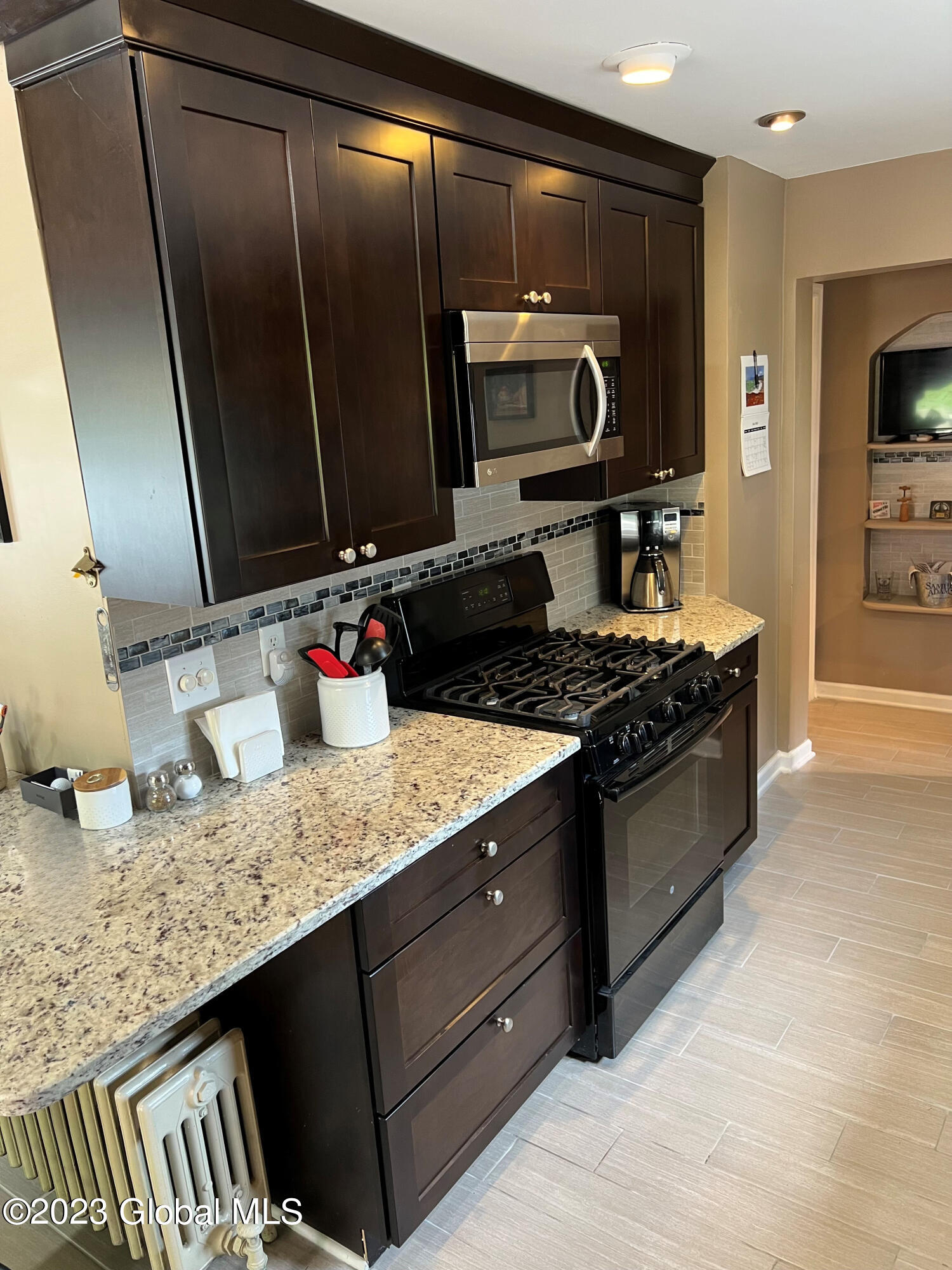 96 Schermerhorn Road Rotterdam, NY 12306 - Photo 5 of 39 Kitchen